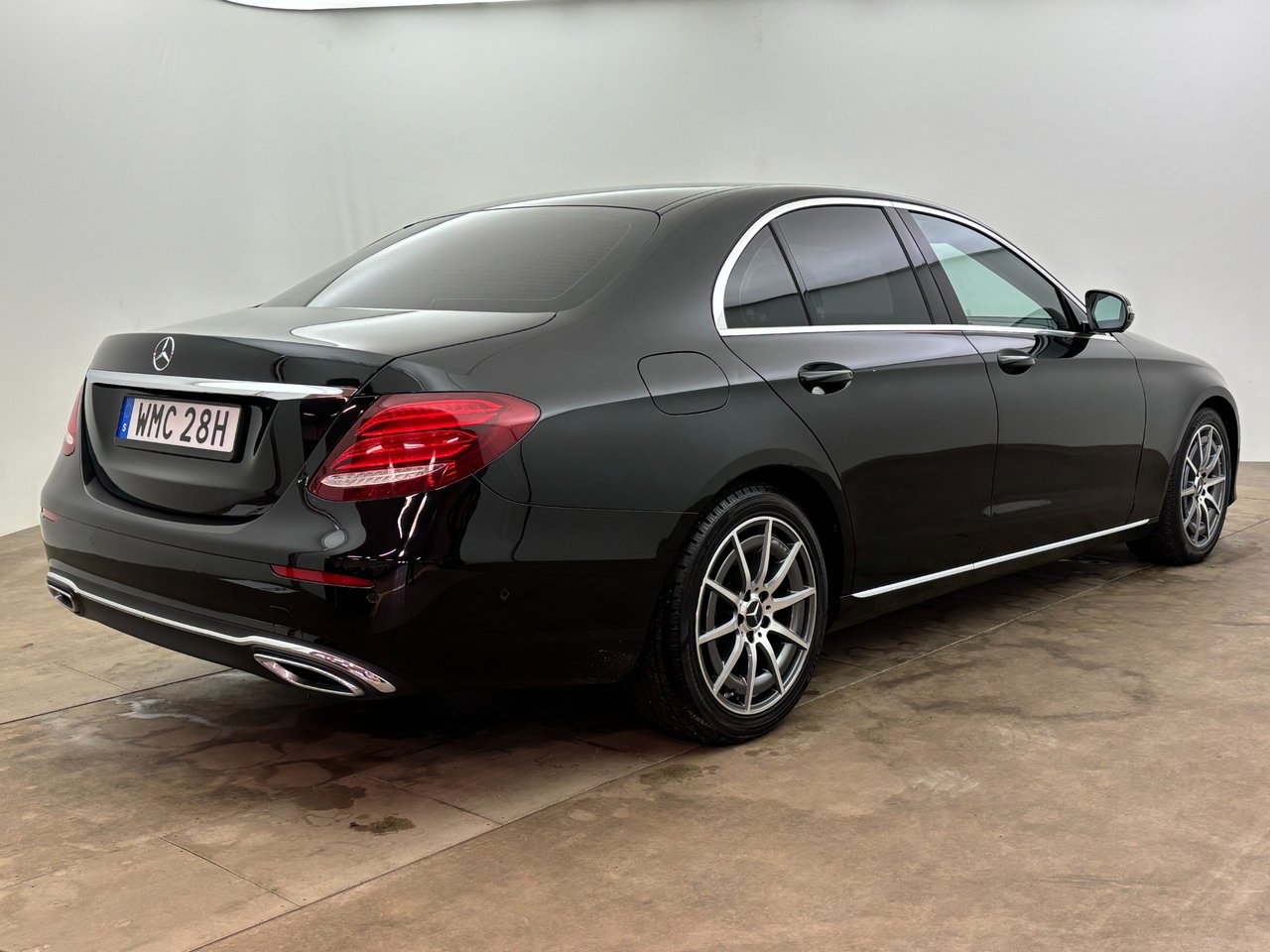 Mercedes-Benz E 350 d 258hk 9G Nav 360° 2017, bild 6/26