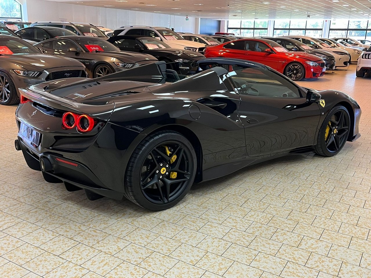Ferrari F8 Spider 2023, bild 5/32