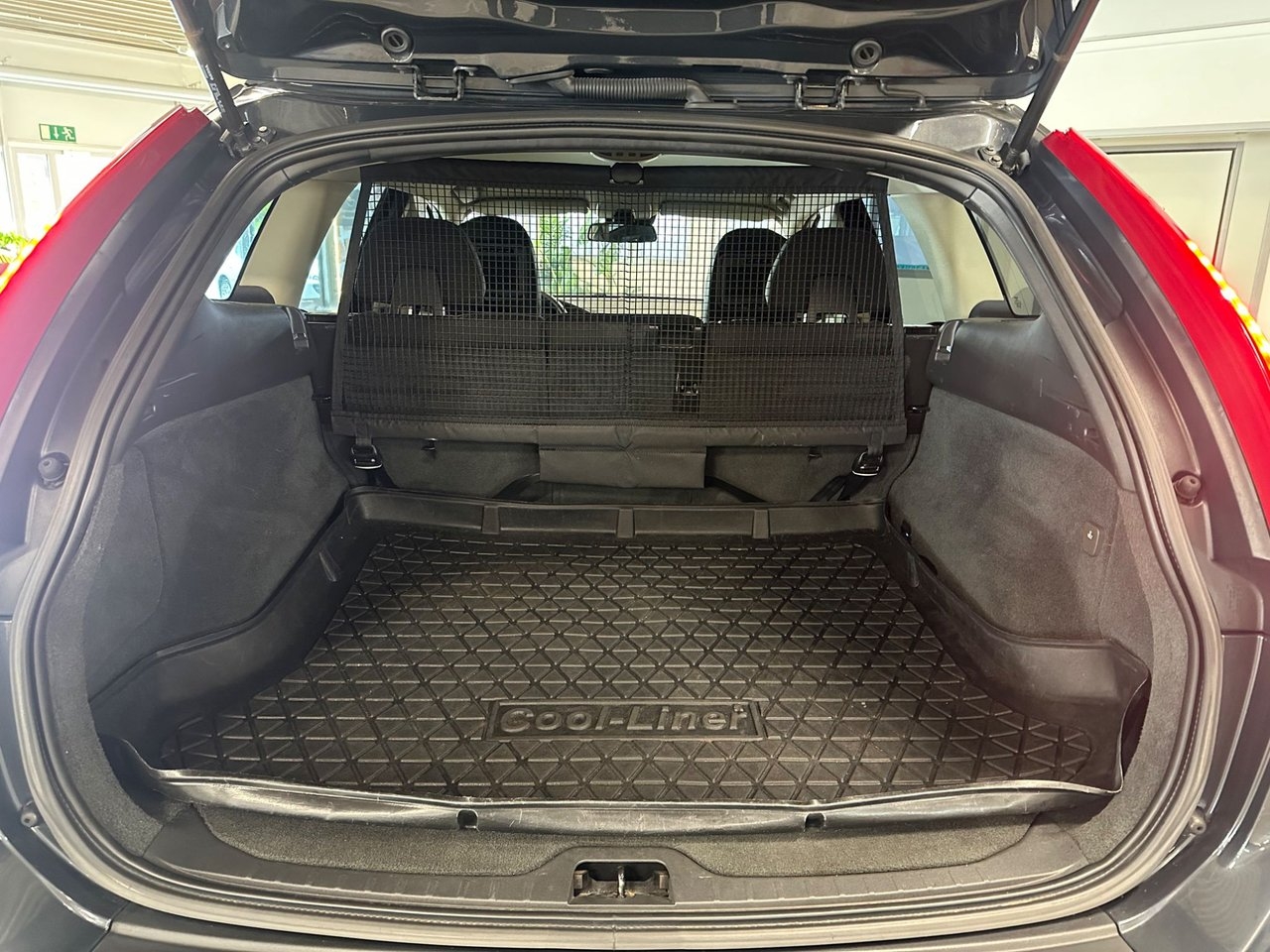 Volvo XC60 D3 AWD Momentum Euro 5 2012, kuva 5/10