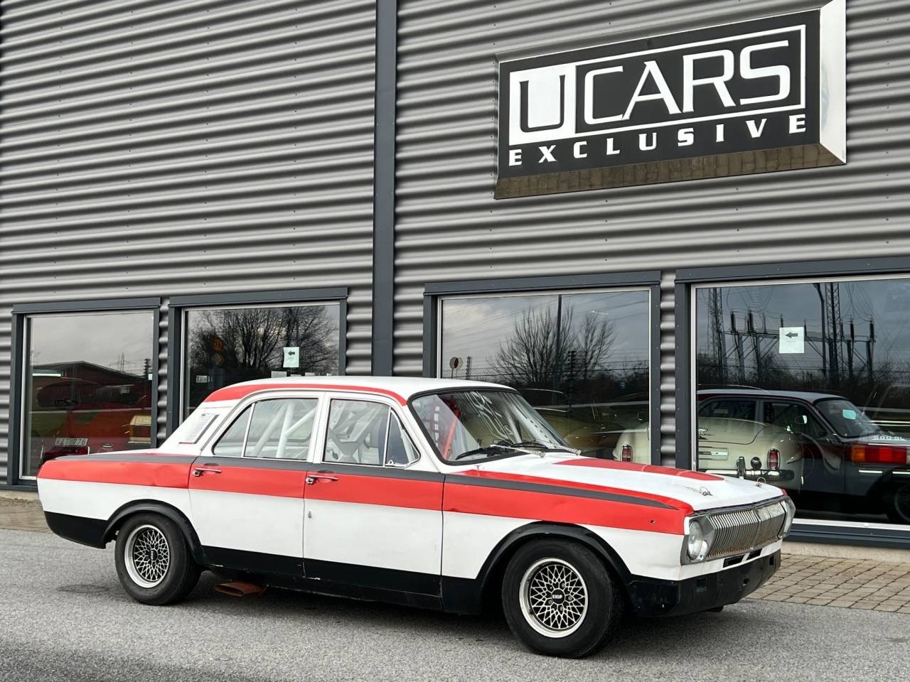 GAZ Volga