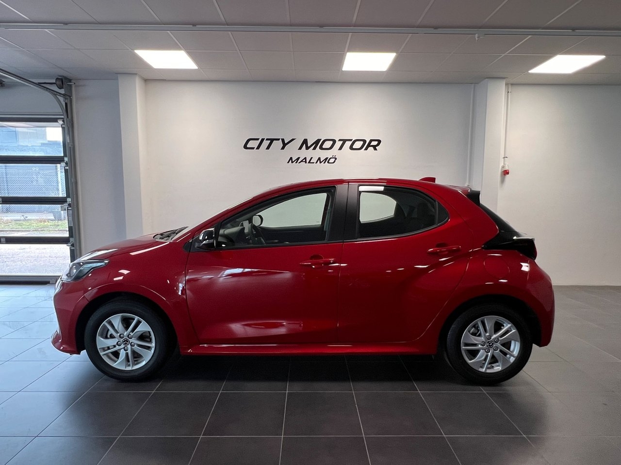 Mazda 2 Hybrid 116hk Centre line 2026, bild 3/7