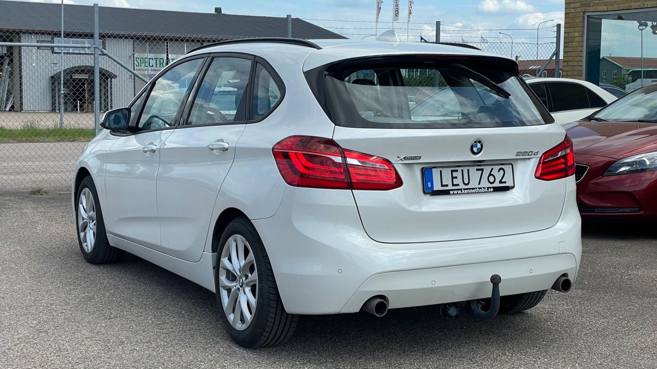 BMW 220 2016, photo 6/26