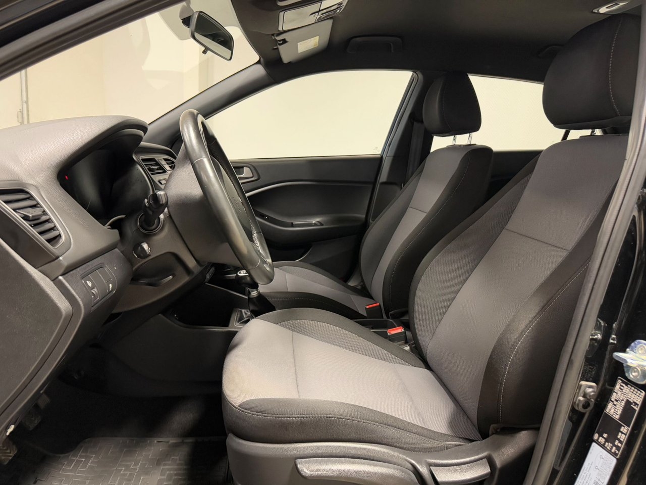 Hyundai i20 2018, bild 6/10