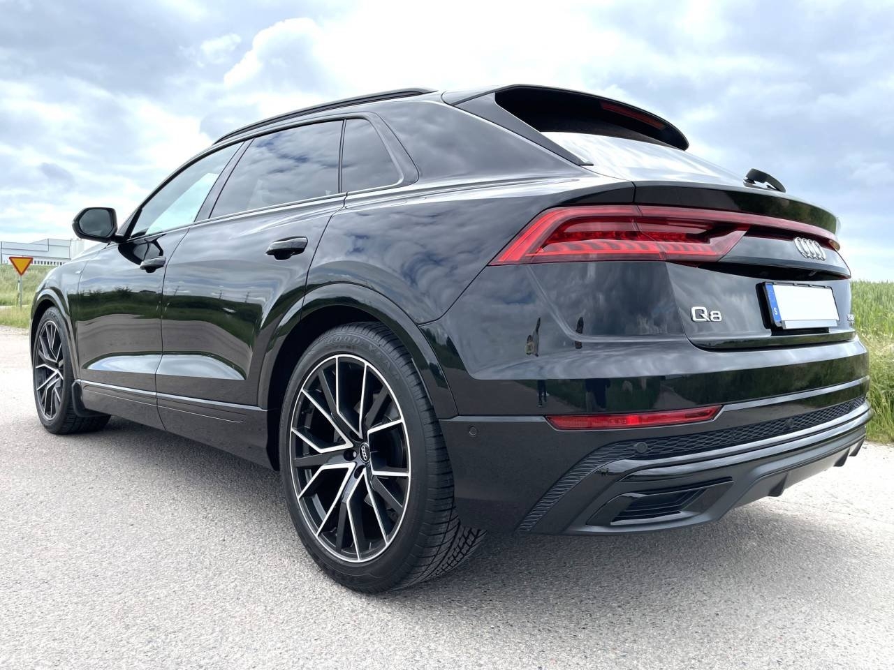 Audi Q8 50 TDI 286Hk Q S-LINE 2019, photo 2/8