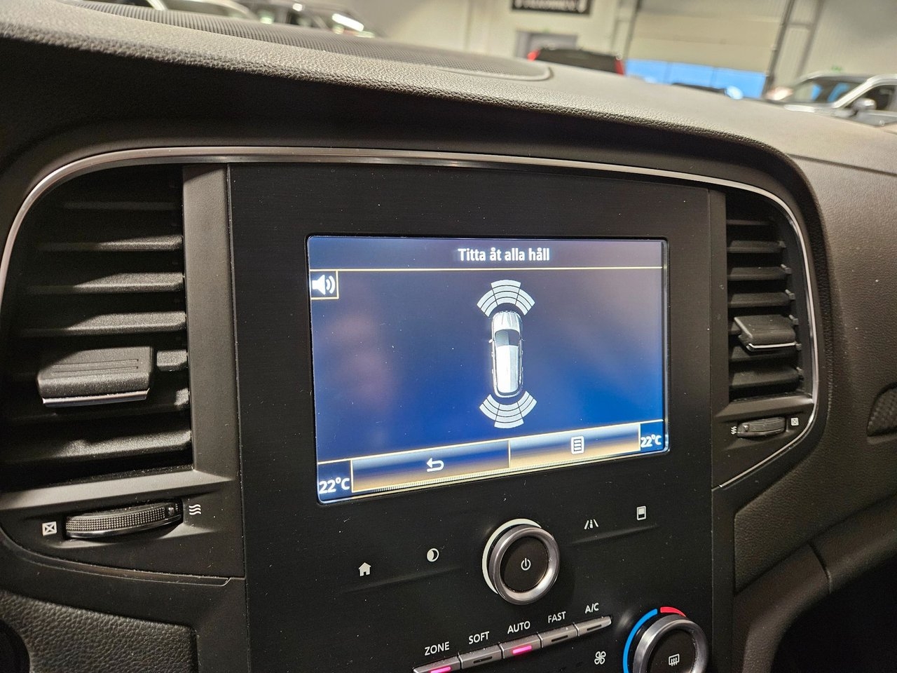 Renault Megane 2019, bild 7/9