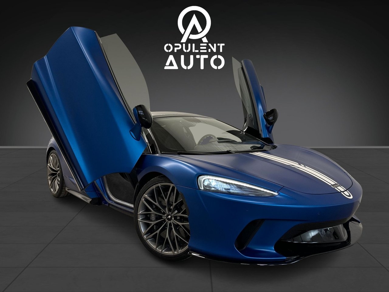 McLaren GT