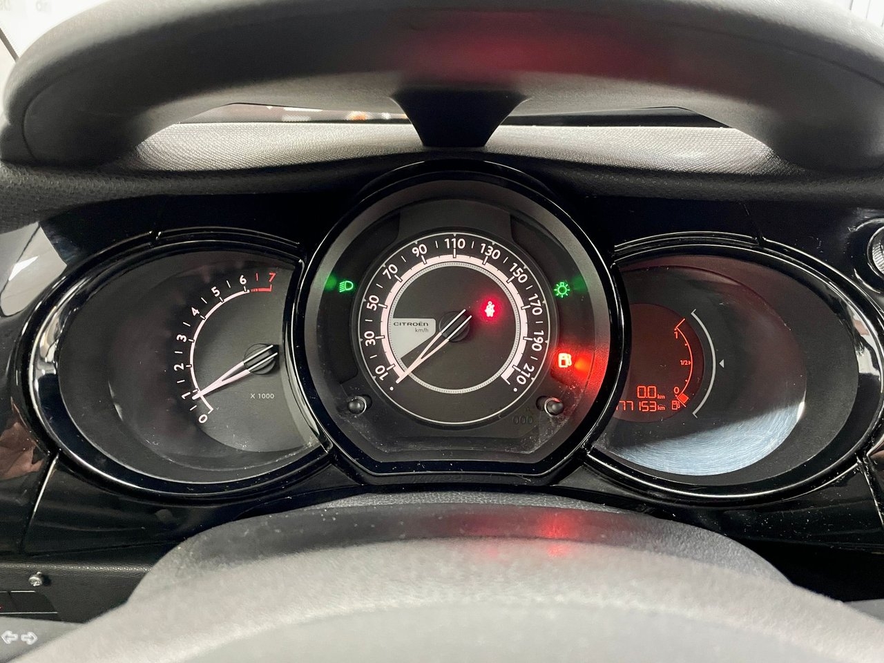 Citroen C3 1.2 VTi 2013, bild 7/10
