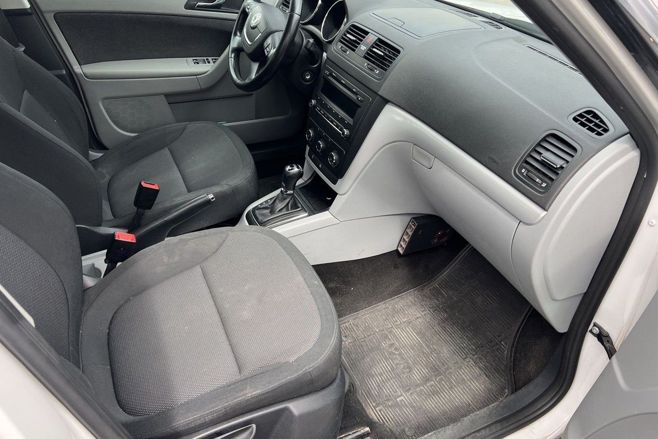 Skoda Yeti 2013, bild 6/10