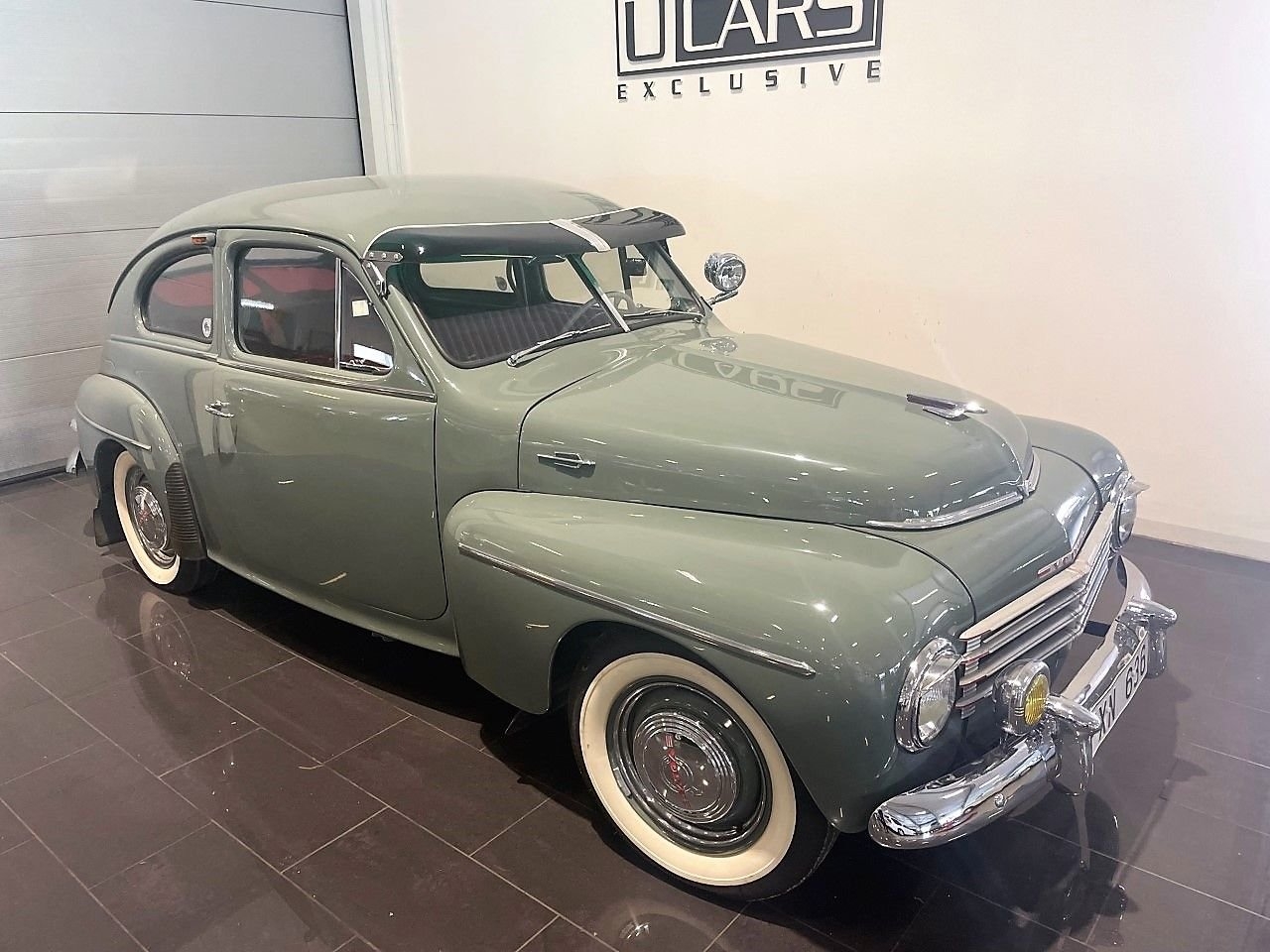 Volvo PV444