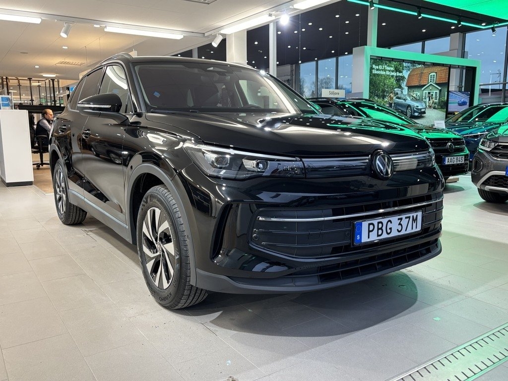 Volkswagen Tiguan 1.5 eTSI 150 hk DSG 2026, bild 3/23