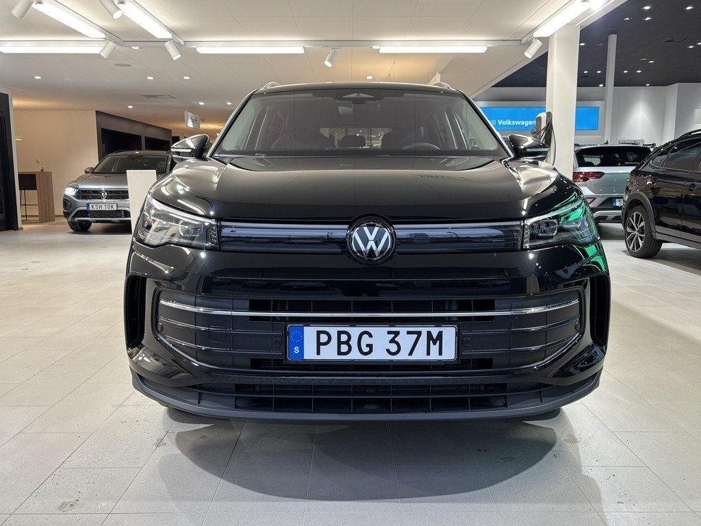 Volkswagen Tiguan 1.5 eTSI 150 hk DSG 2026, bild 2/23