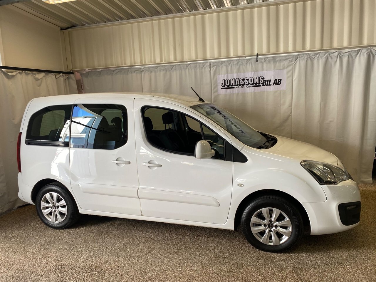 Citroen Berlingo 2016, bild 3/10