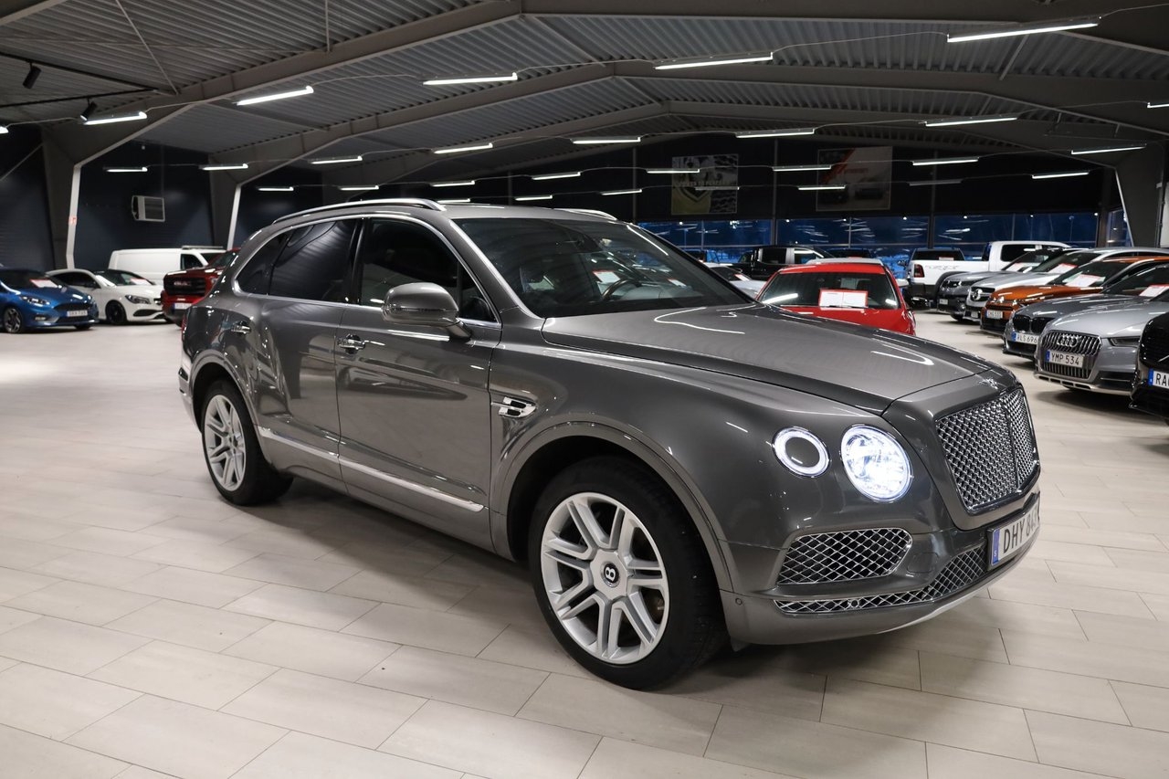 Bentley Bentayga 2018, bild 6/19
