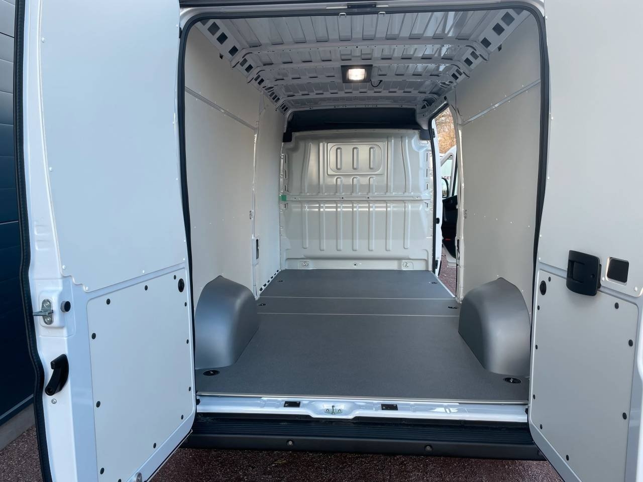 Fiat Övriga Skåp 35 47 kWh 122hk 2022, bild 7/10