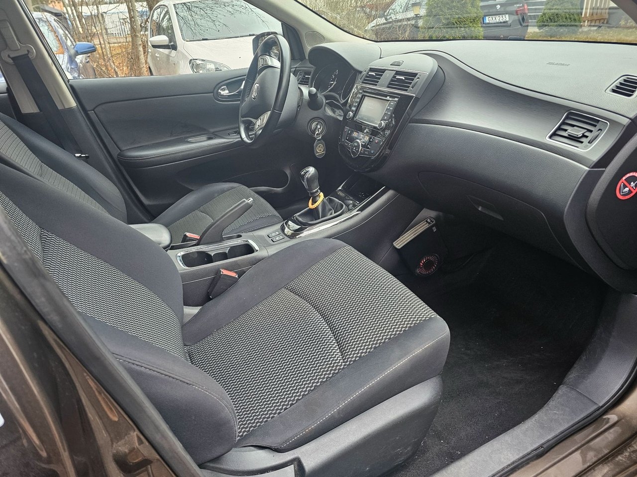 Nissan Pulsar 1.2 DIG-T Euro 6 Dragkrok 2015, bild 6/10