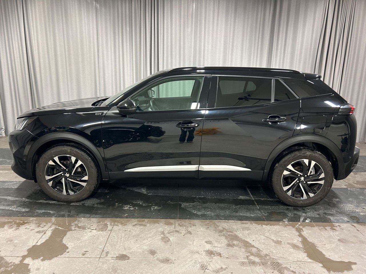 Peugeot 2008 GT PT 130 AUT 2023, bild 2/10