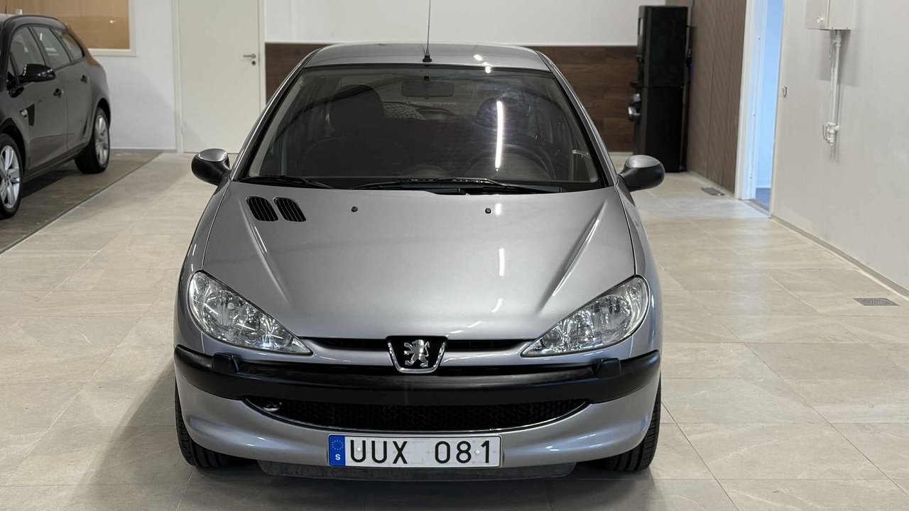 Peugeot 206 5-dörrar 1.6 2004, bild 3/10