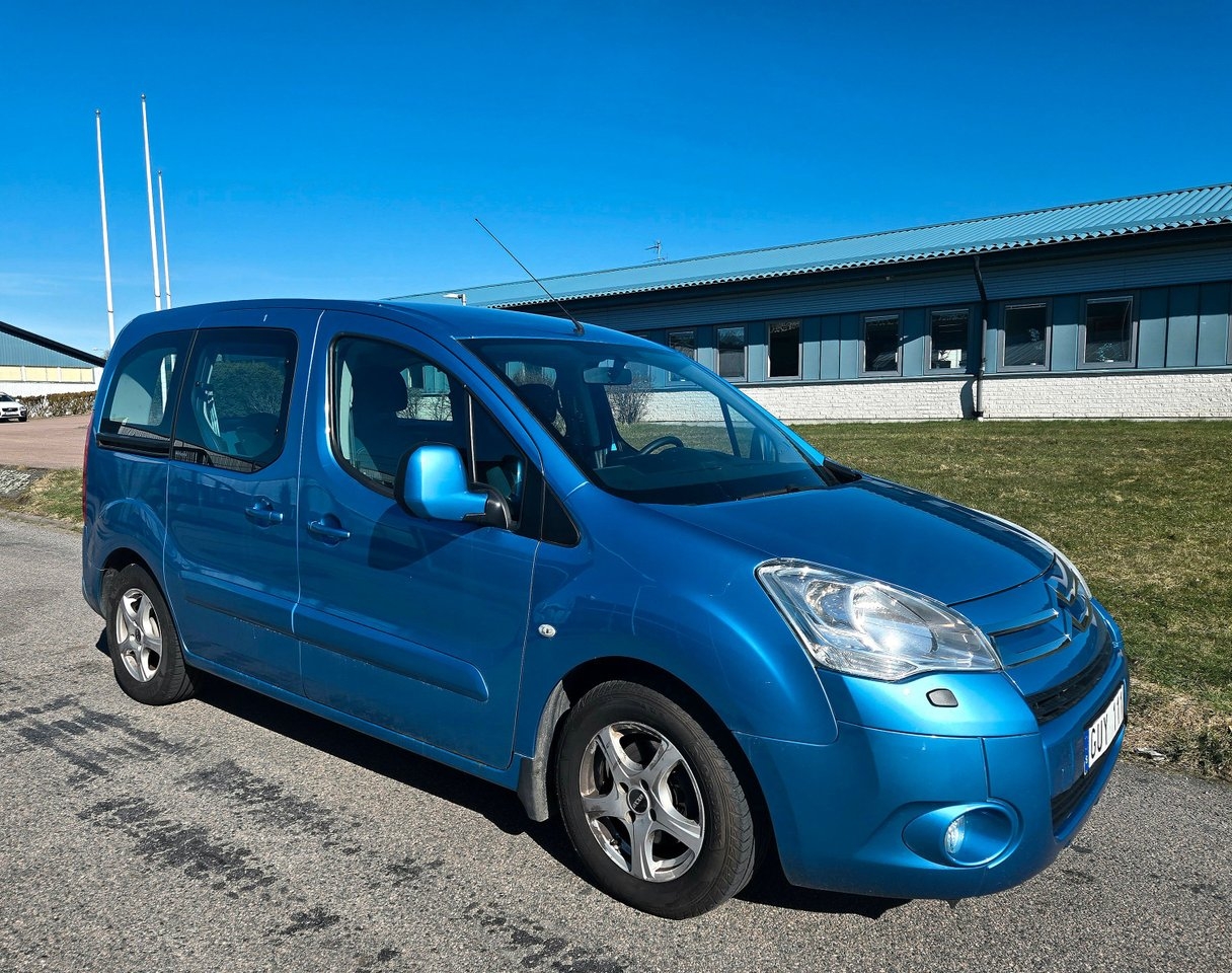 Citroen Berlingo 2011, photo 6/18