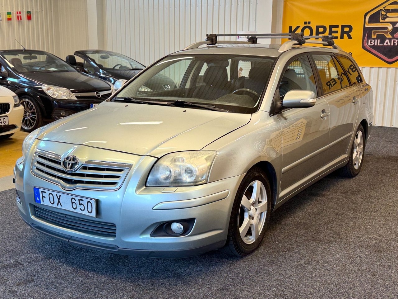 Toyota Avensis Kombi 2.0 D-4D 2007, kuva 2/10