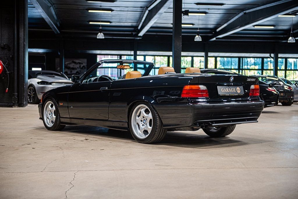 BMW 328 i Convertible E36 / Saffran 1996, kuva 3/10