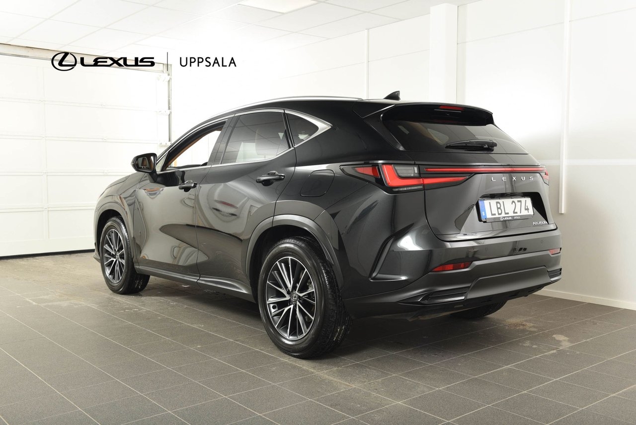 Lexus NX 450h+ Executive Teknikpaket 2023, bild 2/10