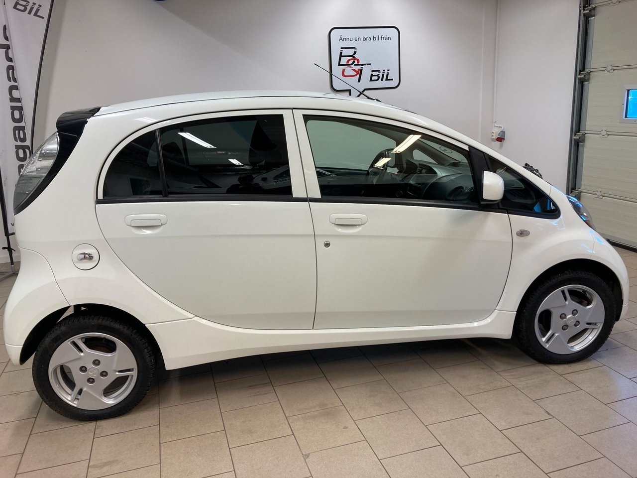 Mitsubishi i-Miev MiEV 16 kWh Euro 6 2011, bild 2/11