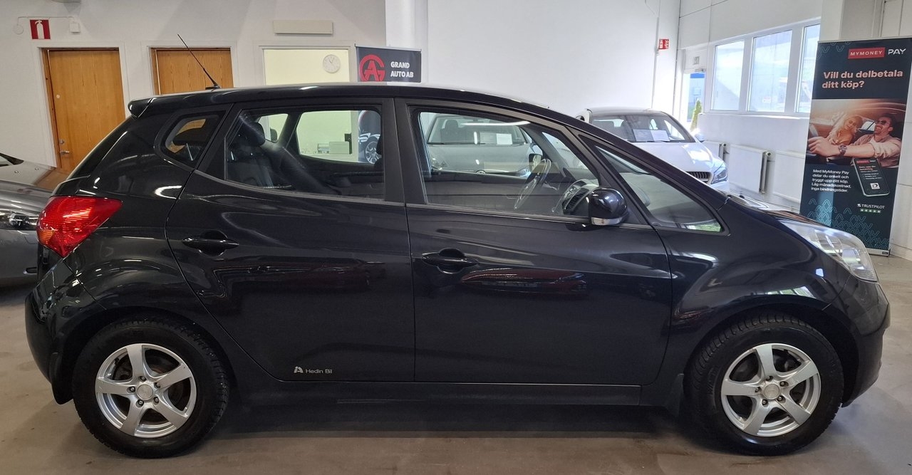 Kia Venga 2010, bild 7/22