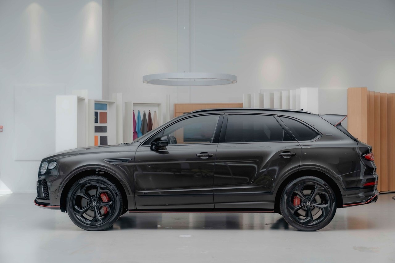 Bentley Bentayga V8 S Black Edition 2025, bild 3/10