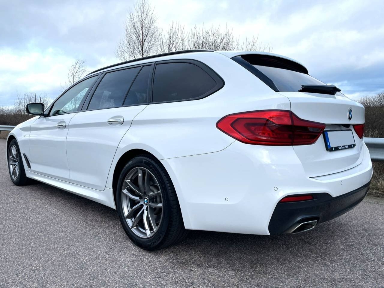 BMW 520 2018, bild 2/8