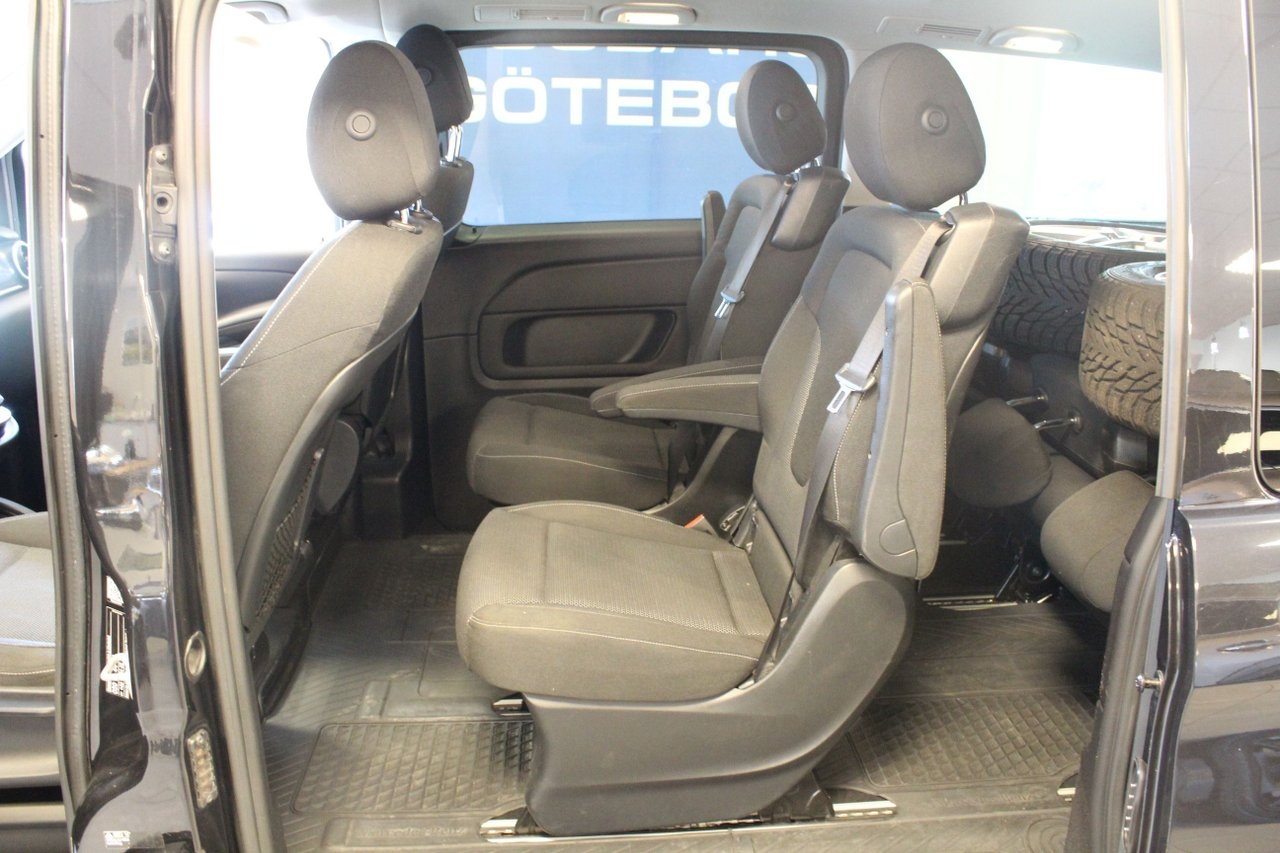 Mercedes-Benz V 2016, photo 6/16
