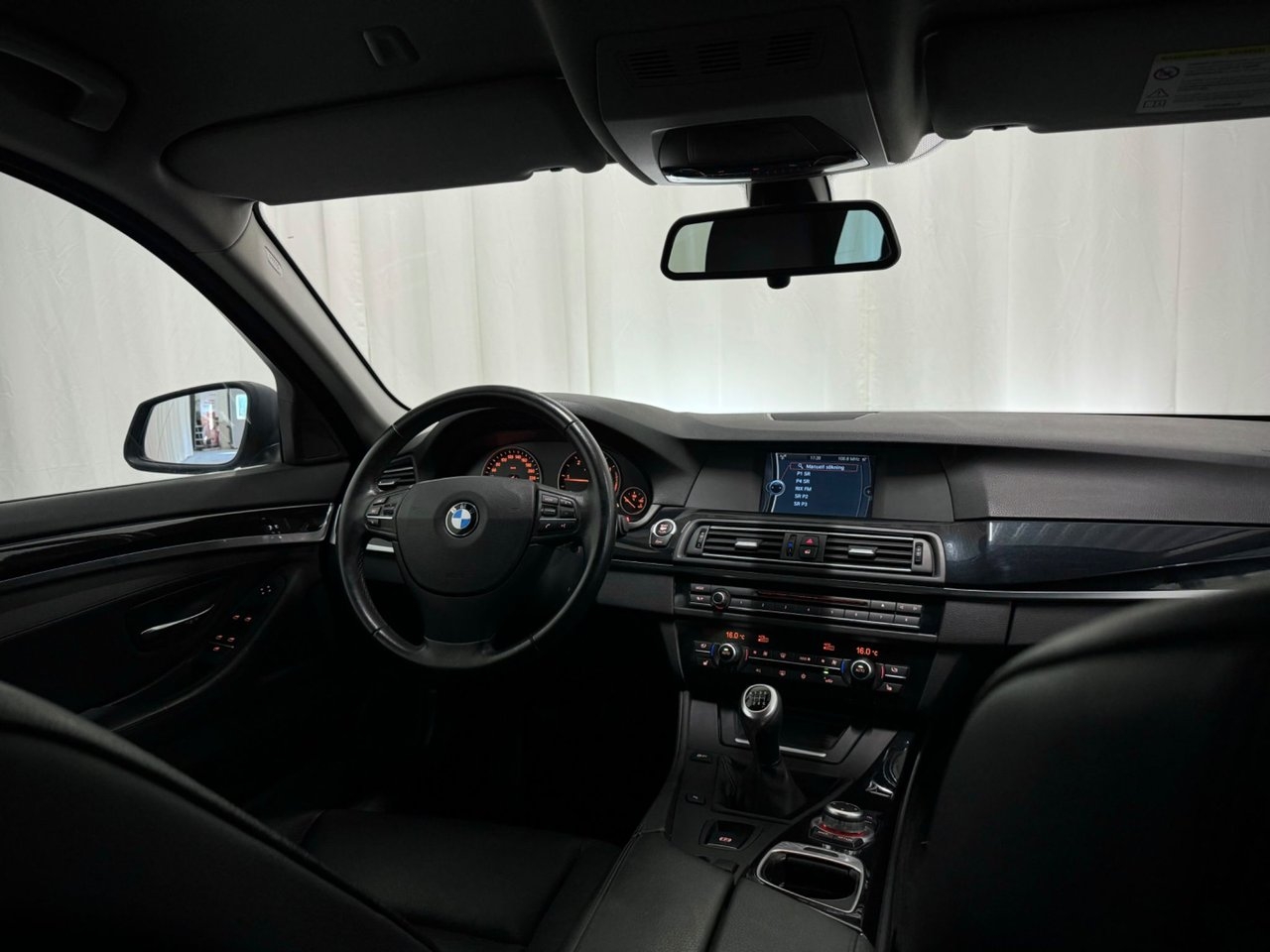 BMW 520 d Touring 2011, bild 7/11