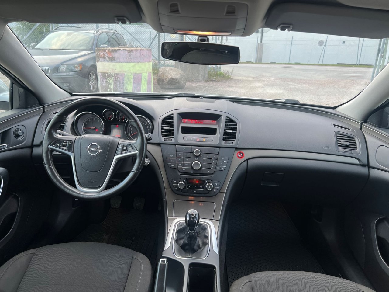 Opel Insignia 2010, kuva 5/10