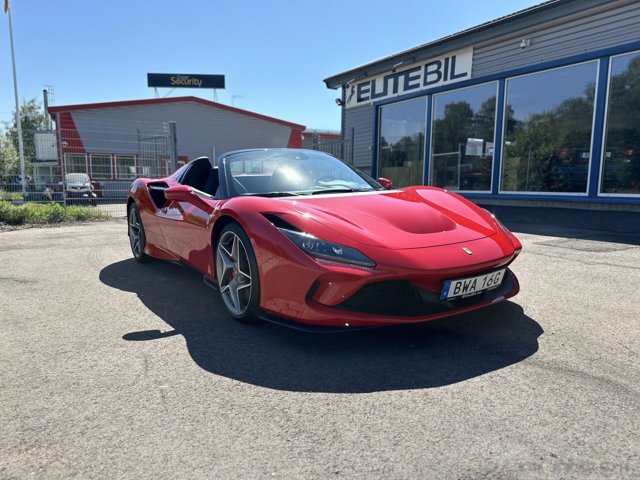 Ferrari F8 Spider 2021, bild 2/10