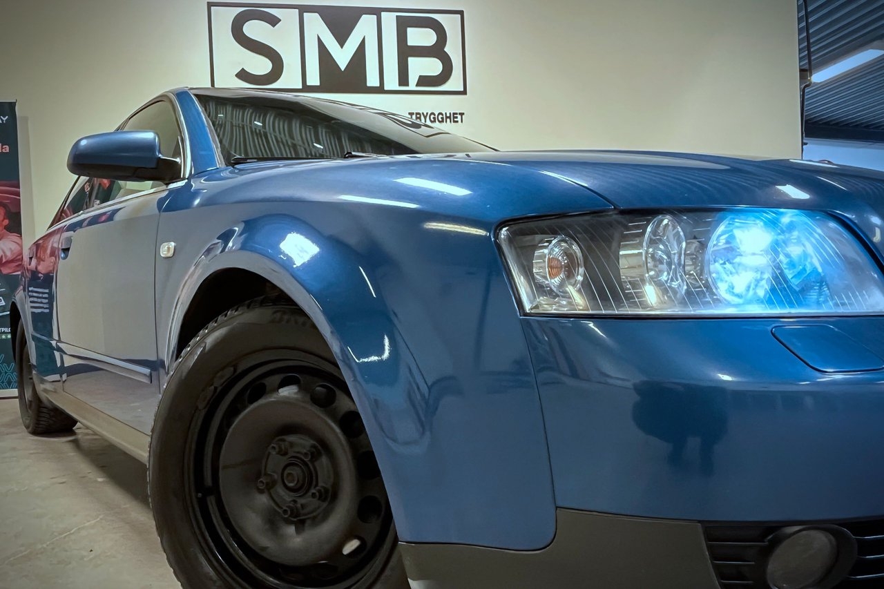 Audi A4 Sedan 3.0i V6 Dragkrok 2002, bild 7/10