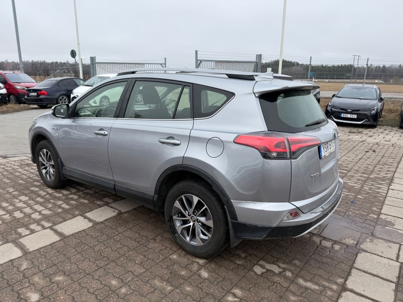 Toyota RAV4 2018, photo 2/10