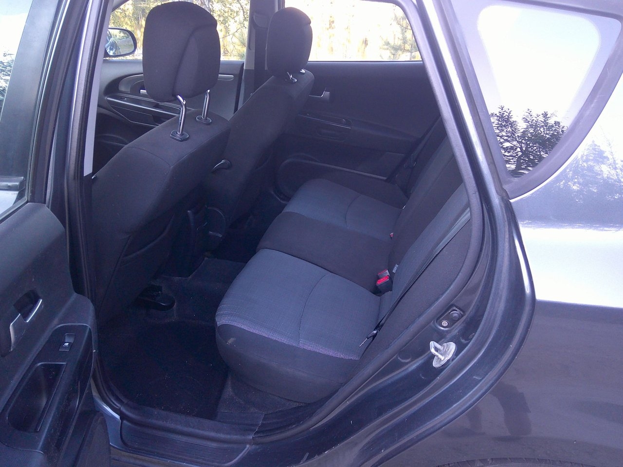 Kia Ceed 2011, bild 4/8