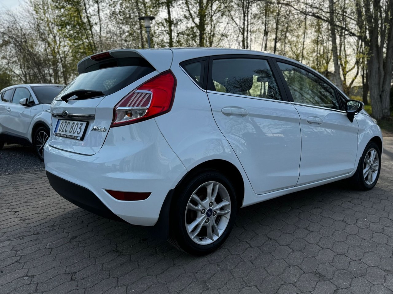 Ford Fiesta 2016, bild 6/10