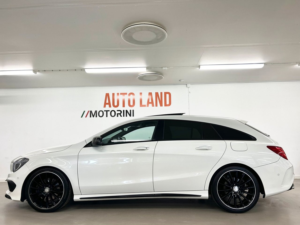 Mercedes-Benz CLA 2016, bild 4/27