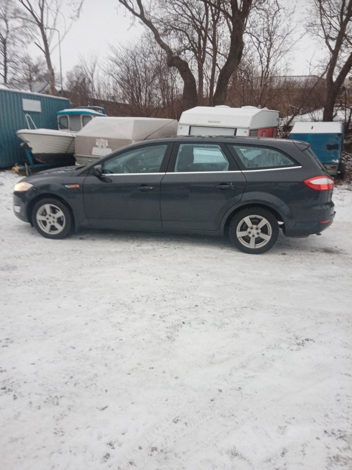 Ford Mondeo 2010, bild 6/19