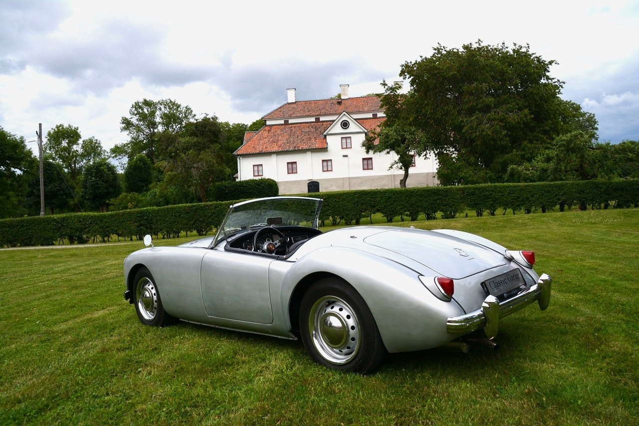 MG M