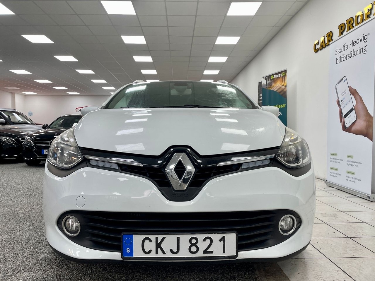 Renault Clio Sport Tourer 0.9 TCe 2014, bild 2/10