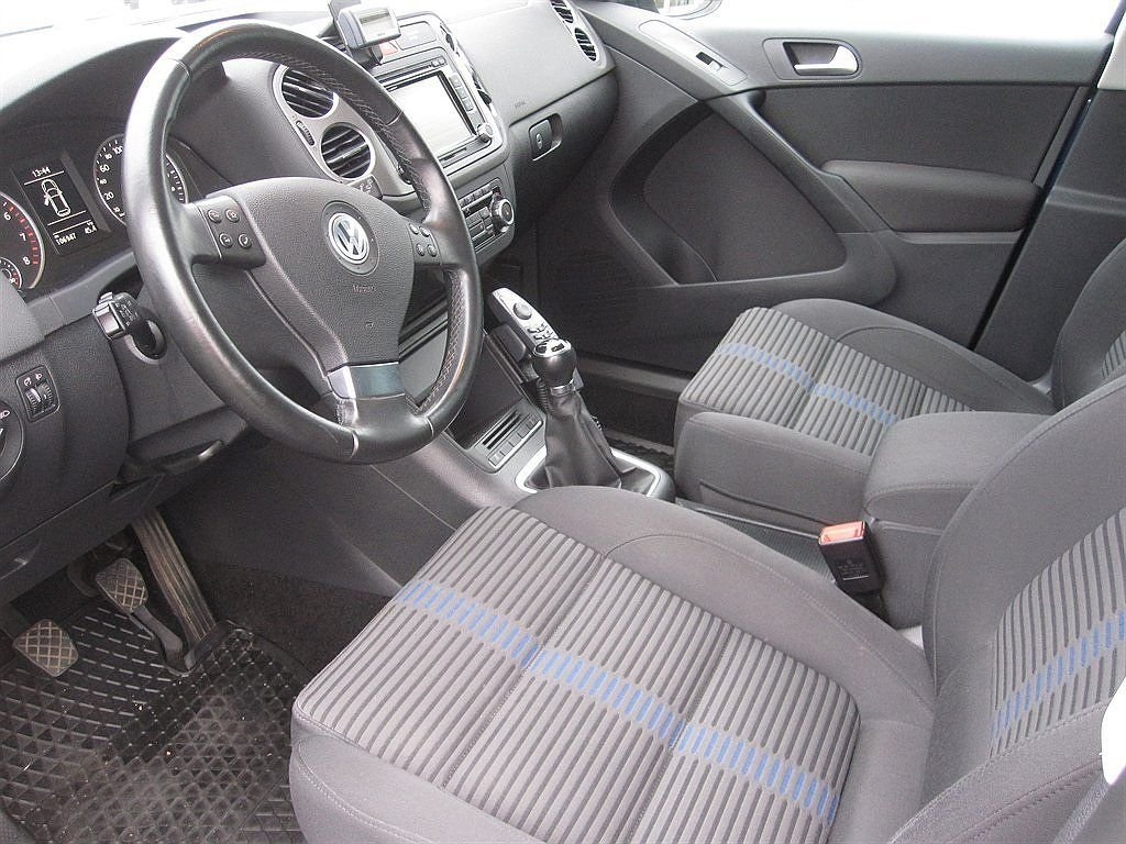 Volkswagen Tiguan 2010, bild 2/5