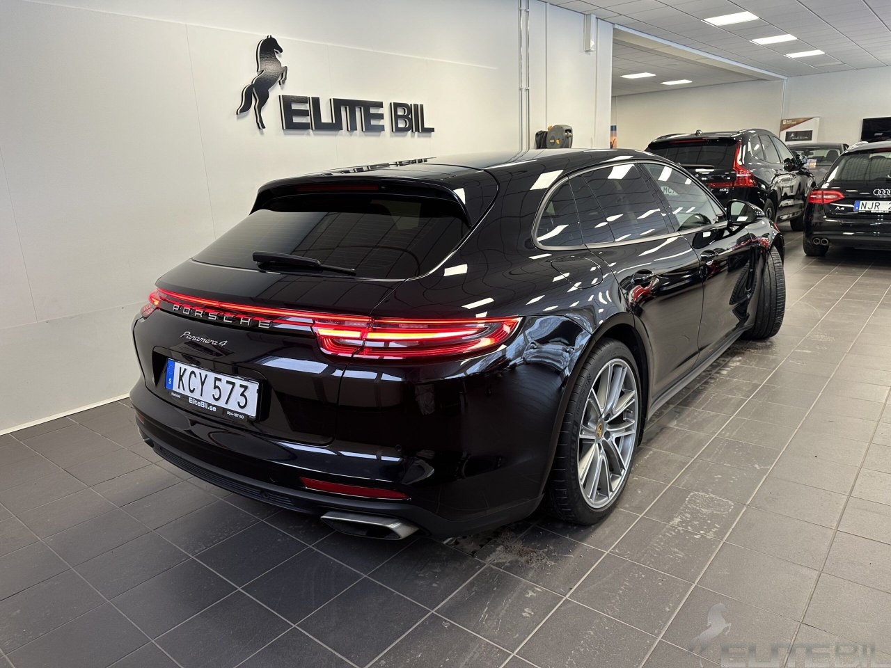 Porsche Panamera 2018, bild 2/26