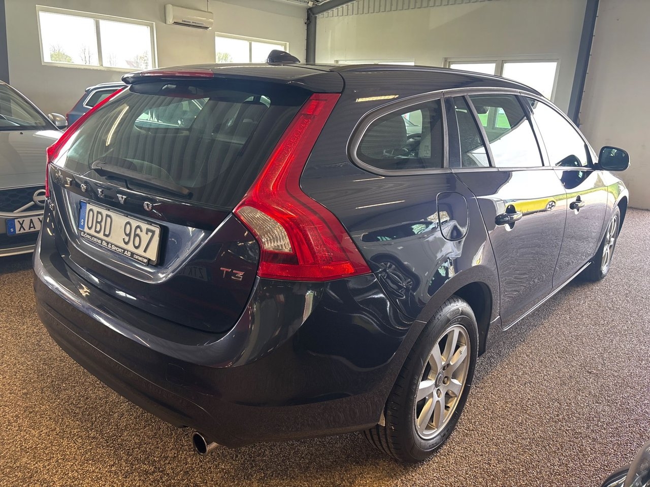 Volvo V60 T3 Kinetic / Ny kamrem 2014, bild 6/7