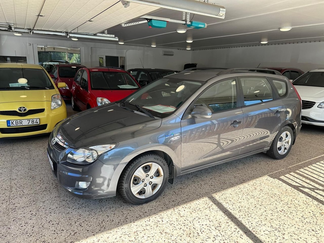 Hyundai i30 cw 1.6 CRDi Euro 4 2010, bild 2/12