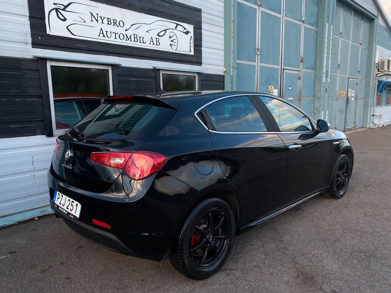 Alfa Romeo Giulietta 2016, photo 3/10