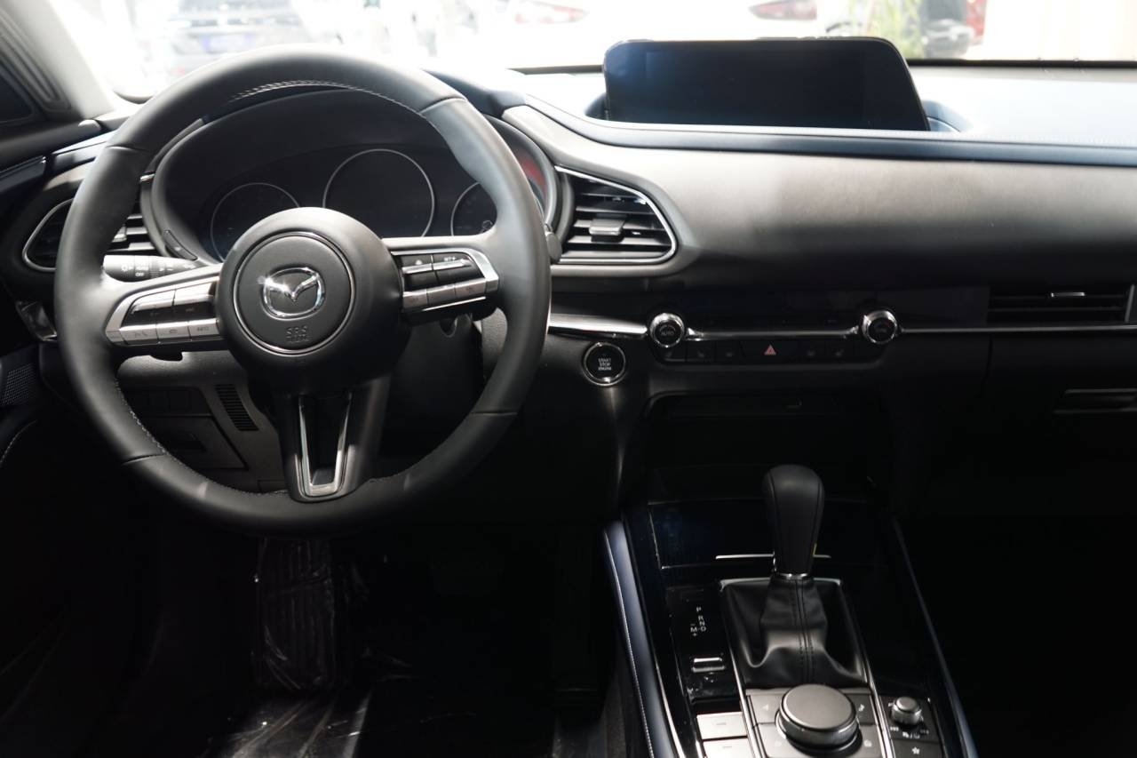Mazda CX-30 2026, bild 7/8