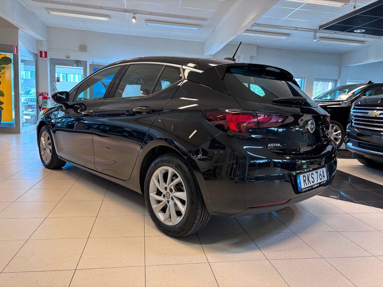 Opel Astra 2021, kuva 2/10