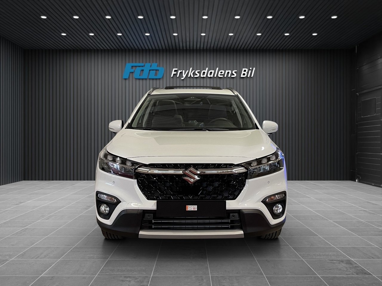 Suzuki S-Cross Hybrid AllGrip Euro 6 2025, photo 2/10