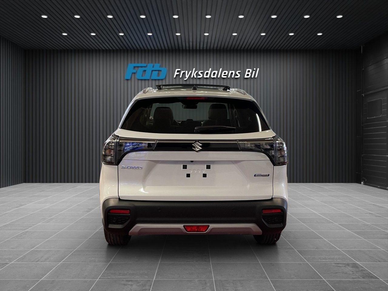 Suzuki S-Cross Hybrid AllGrip Euro 6 2025, photo 5/10